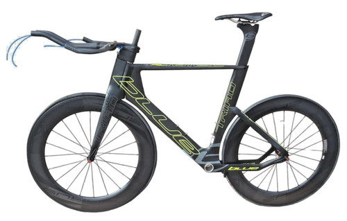 Blue triad carbon - blue,